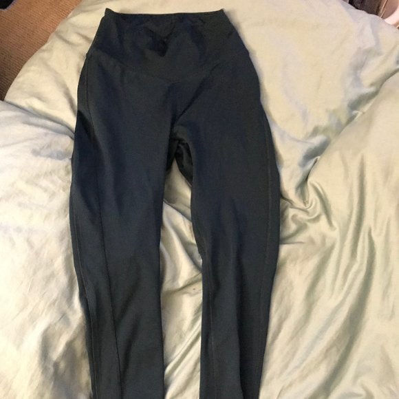 gymshark golds gym limited edition legging - Picture 2 of 2